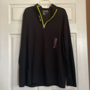 Reebok Men’s black, extra large pullover jacket